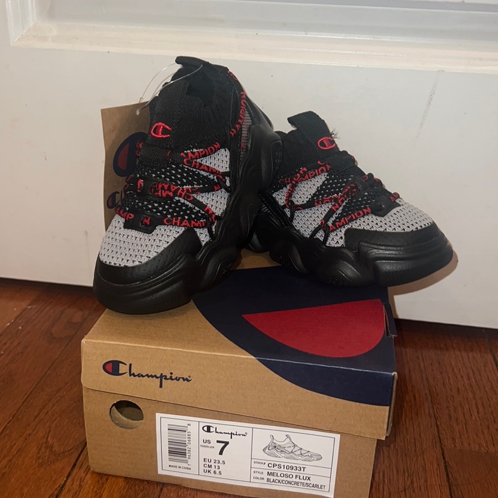 Champion toddler Melos Flux sneakers new